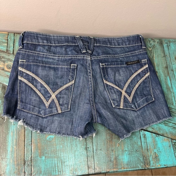 William Rast Denim Cut off Denim Jean Shorts Split Hem Raw Hem Size 26 - Picture 5 of 10